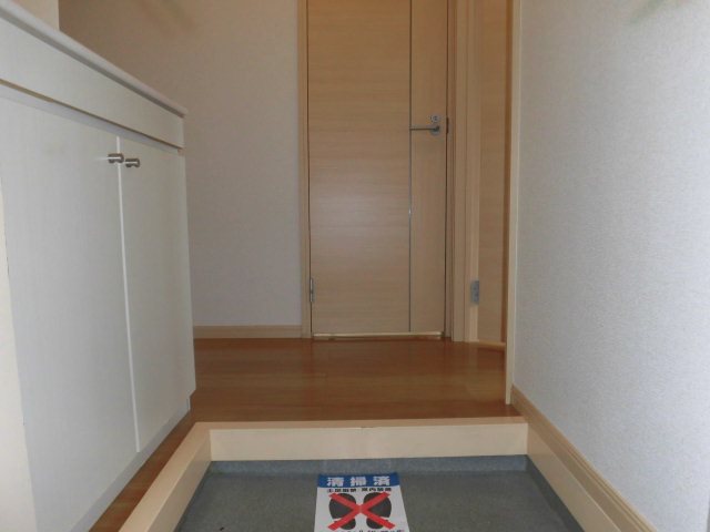 パレス北町 玄関