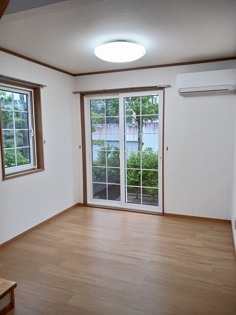 グリーンヒルズ富塚Ａ リビング