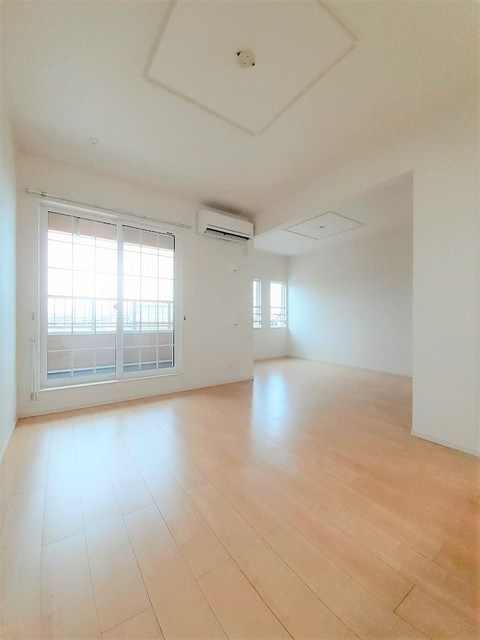 エイコー リビング