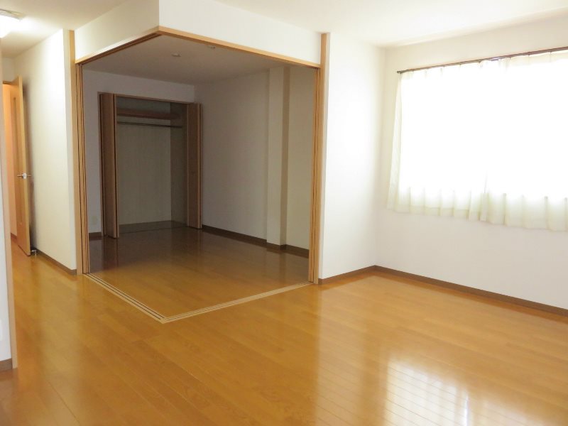 メゾンあさな ベッドルーム