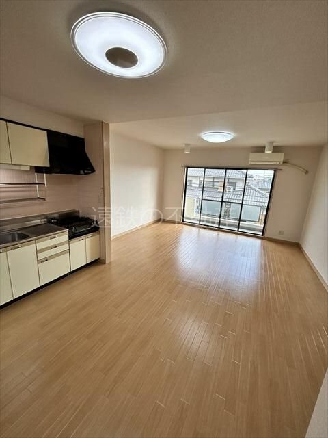 クレッセント佐鳴台 リビング