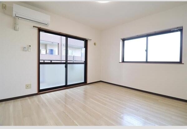 Ｂｌａｎｄｉｎｉ ベッドルーム