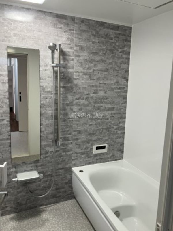 上新屋戸建 風呂画像