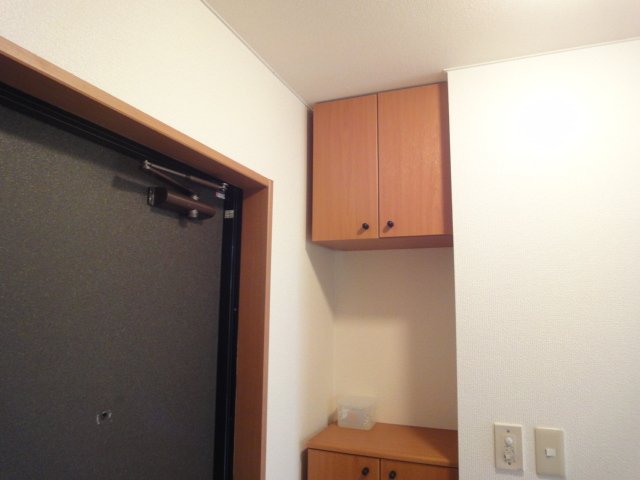 グランドパレス宮西 玄関