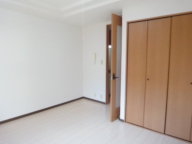 グランドパレス宮西 ベッドルーム