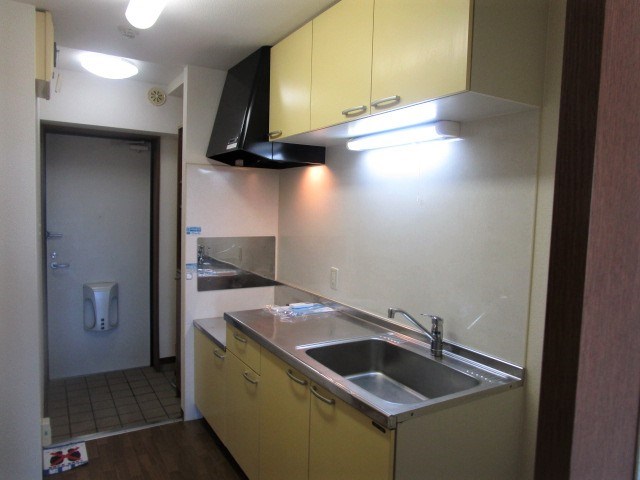 ティアラ西伊場 キッチン