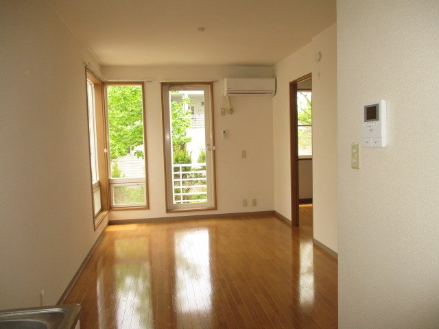 半田ビレッジ４号棟 リビング