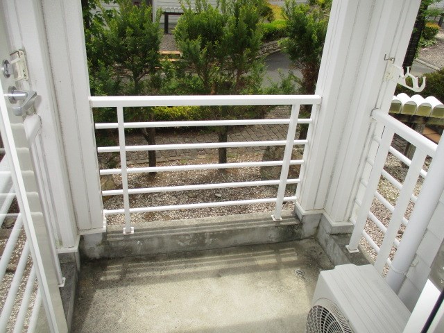 半田ビレッジ４号棟 ベランダ