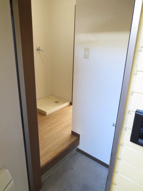 ディアコート富塚 玄関