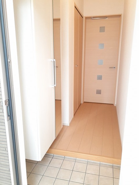 ガルボ　カンパーニュ 玄関