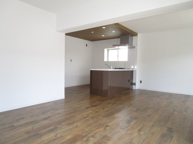 スカイシャトウ城山Ⅰ リビング