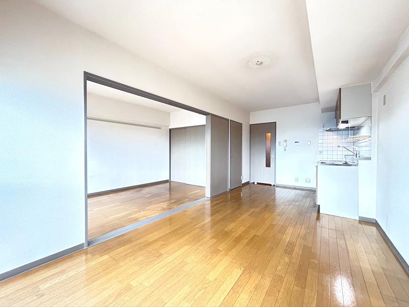 ベルドミール半田山 リビング