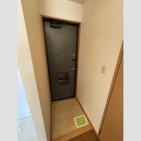 メゾン・ド・ブランＢ 玄関