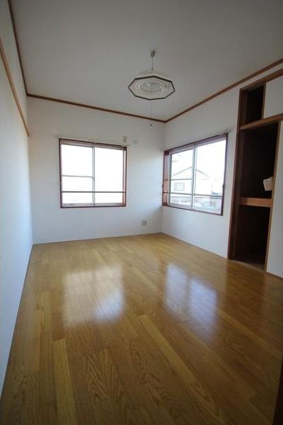 エスフォルテ中郡 ベッドルーム