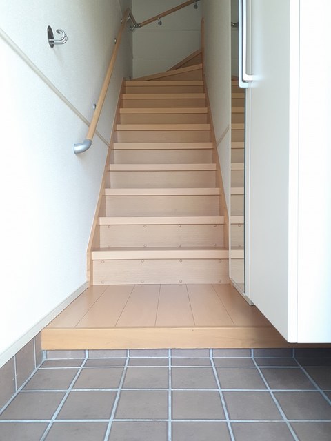 フェリシア 玄関