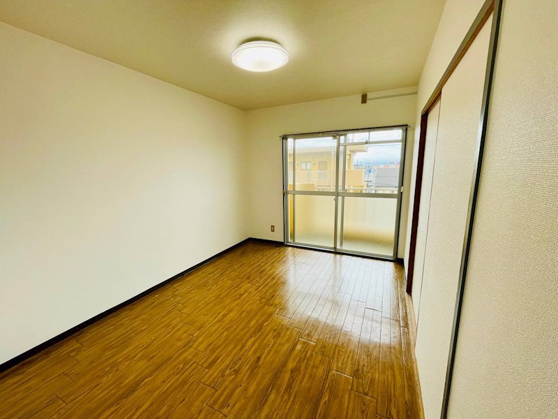 サンシャイン天王Ⅱ リビング