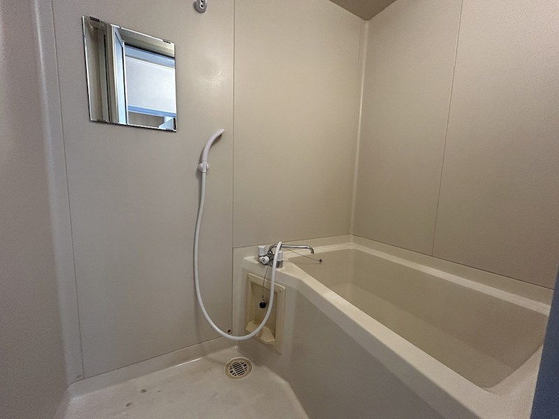 小池町戸建借家 風呂画像