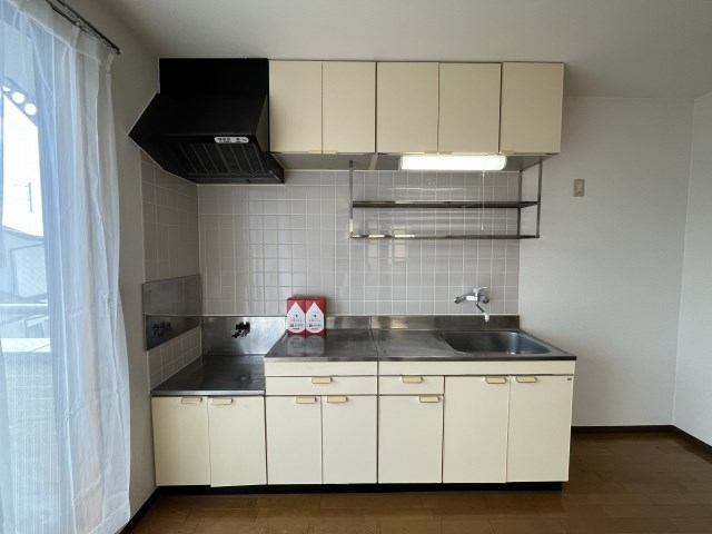 クラウンハイツN キッチン