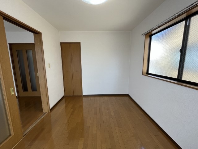 クラウンハイツN ベッドルーム