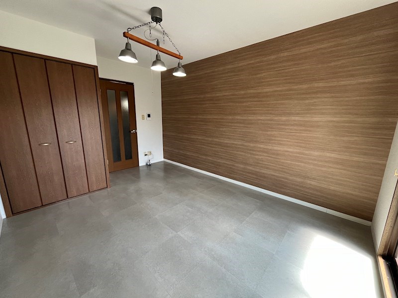 パイン・ベース その他25