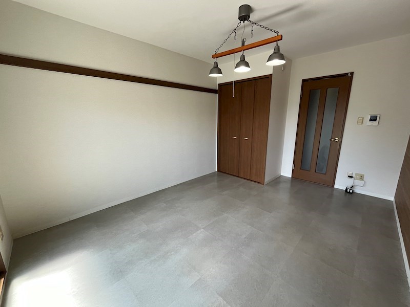 パイン・ベース ベッドルーム