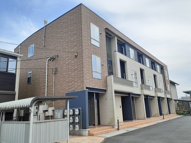 ピュアライフ 205号室 外観