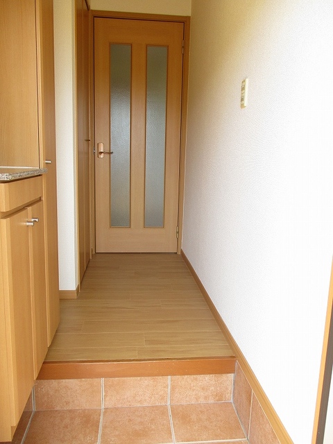 カーサ・プラテリーアＲ 玄関