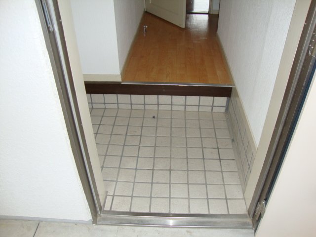 メゾンドソレイユⅠ 玄関