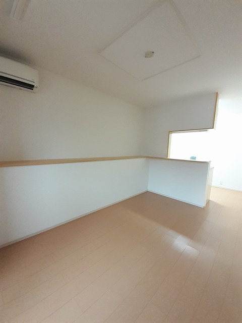 グリュック リビング