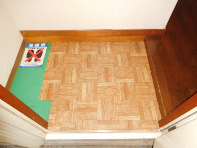 コーポ若葉Ⅲ 玄関