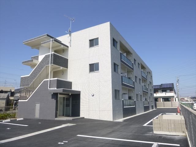 BELL　TREE初生 204号室 外観