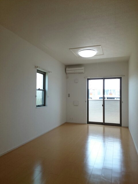 ニコＢ リビング