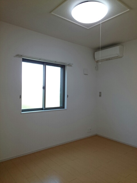 ニコＢ ベッドルーム