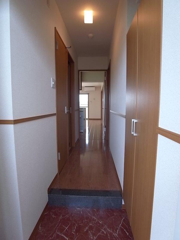 Peace（ピース） 玄関