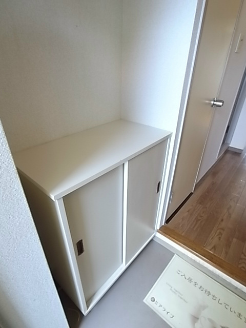 グランドハイツ布橋 玄関