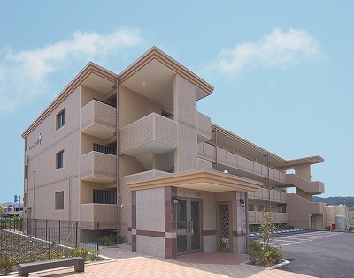 セラヴィー壱番館  302号室 外観