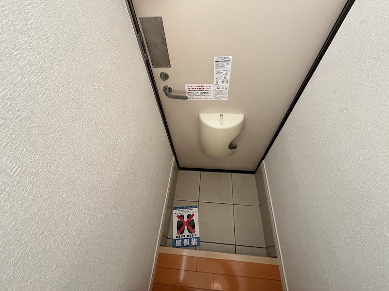 M.stage　AOINISI（エムステージアオイニシ） 玄関