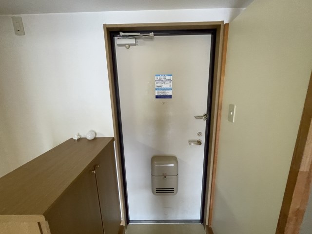 アベニュー山下 玄関