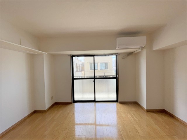 アベニュー山下 リビング