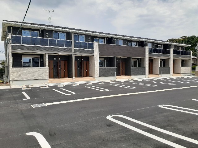 アヴェニール 105号室 外観