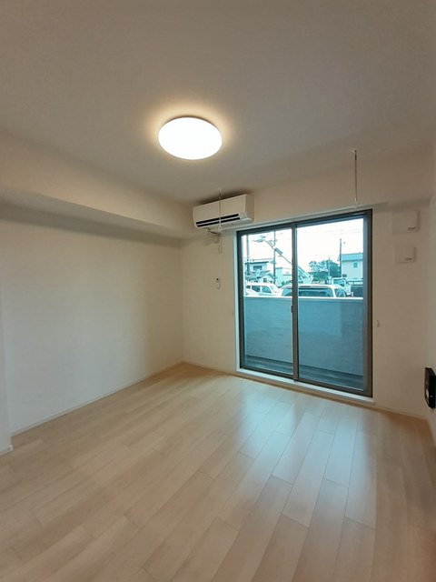 アヴェニール リビング