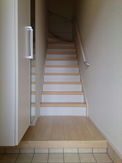 プラテリア 玄関