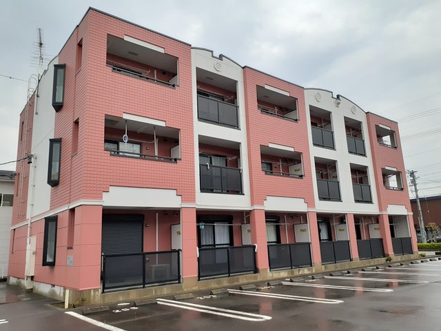 エレガンテフィールドⅡ 106号室 外観