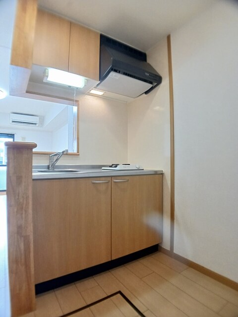 エレガンテフィールドⅡ キッチン