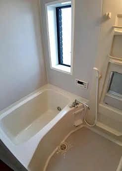 オカテックテラスハウス 風呂画像