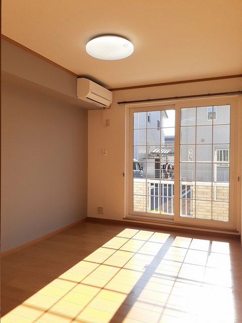 アプリコット リビング