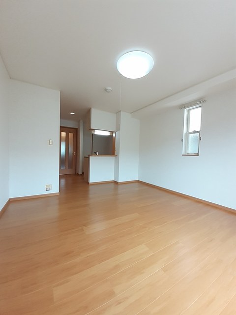 グローリアス リビング