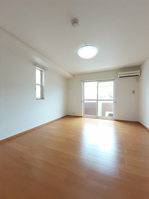 グローリアス ベッドルーム