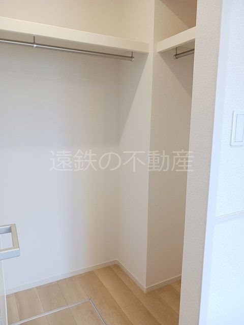 若林レジデンス 収納