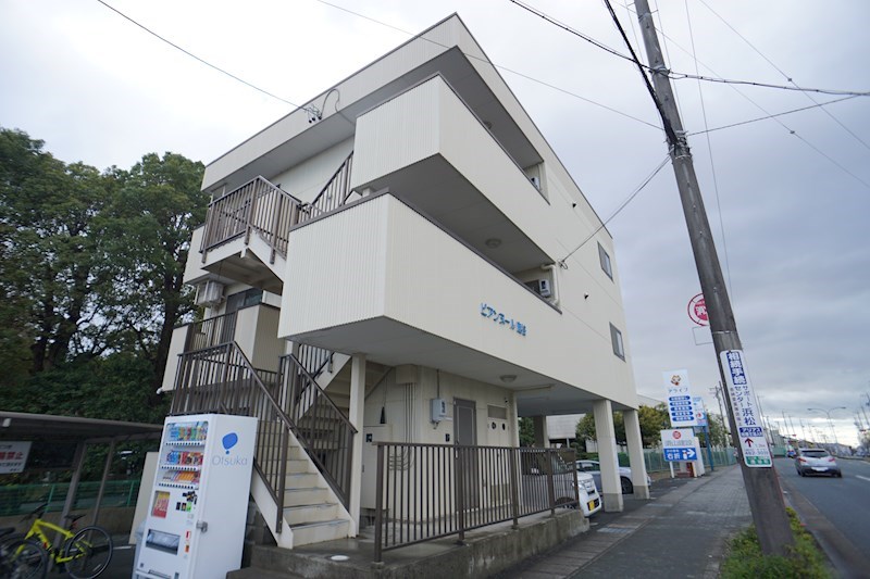 ビアンヌール鹿谷 302号室 外観